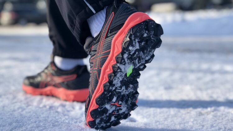 Как выбрать кроссовки для зимнего бега?