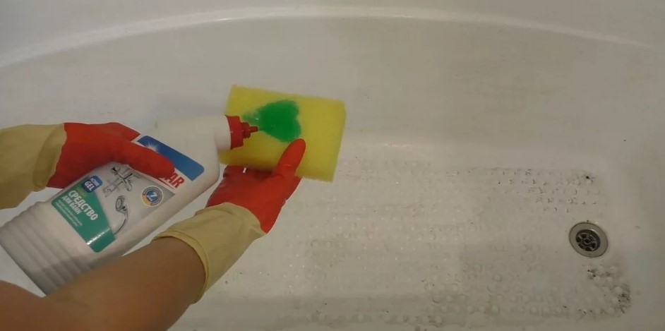 Как правильно можно почистить акриловую ванну
