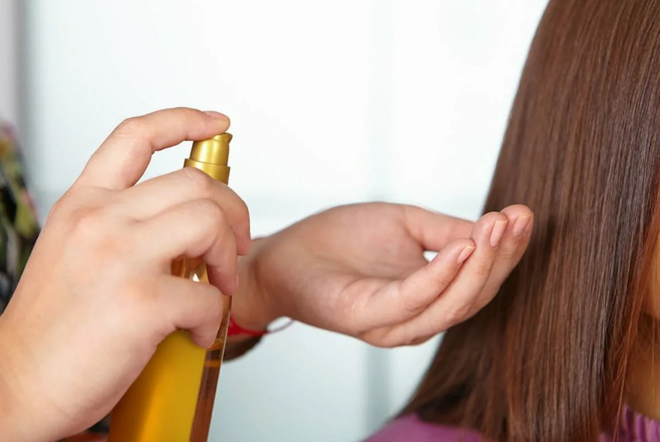 Какая польза от витамина E в масле для волос