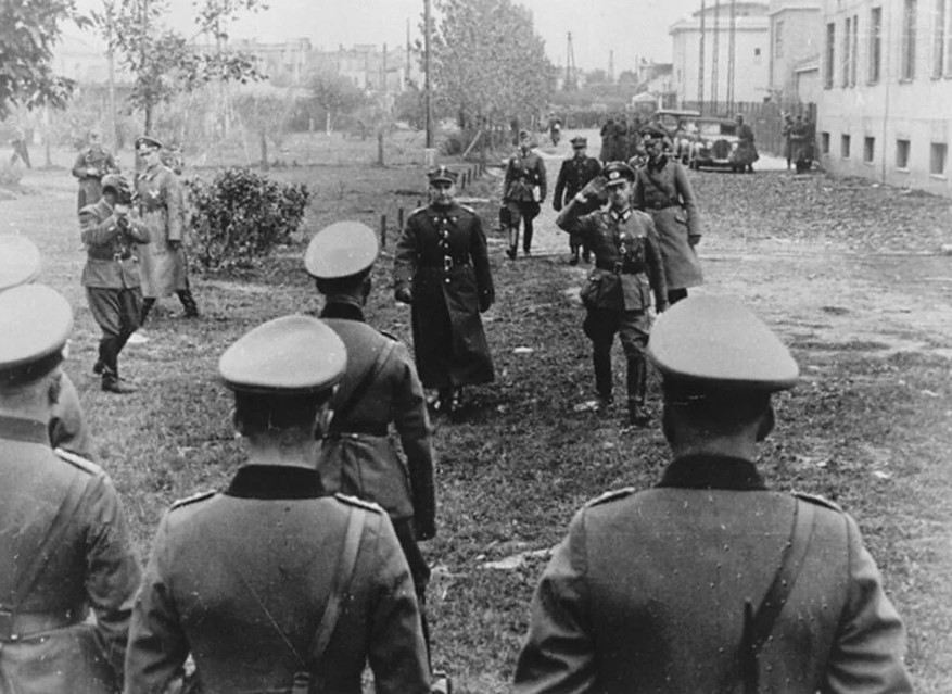 Огромны гитлера таланты...