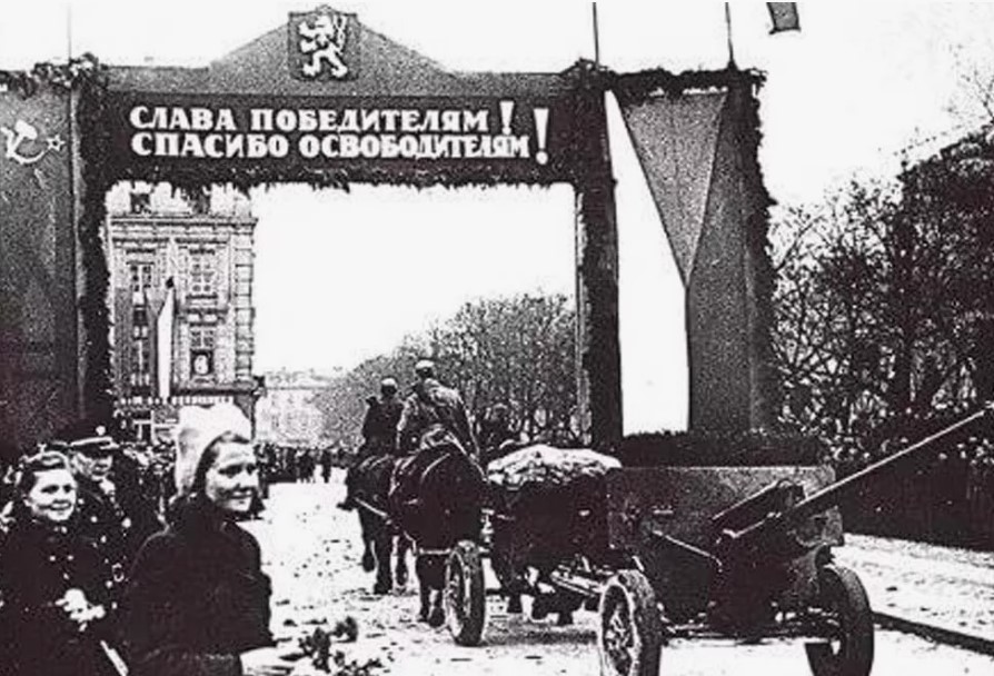 Мы не в праве забывать о прошлом