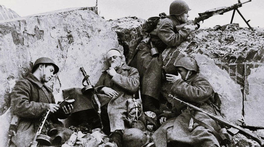 Мы не в праве забывать о прошлом